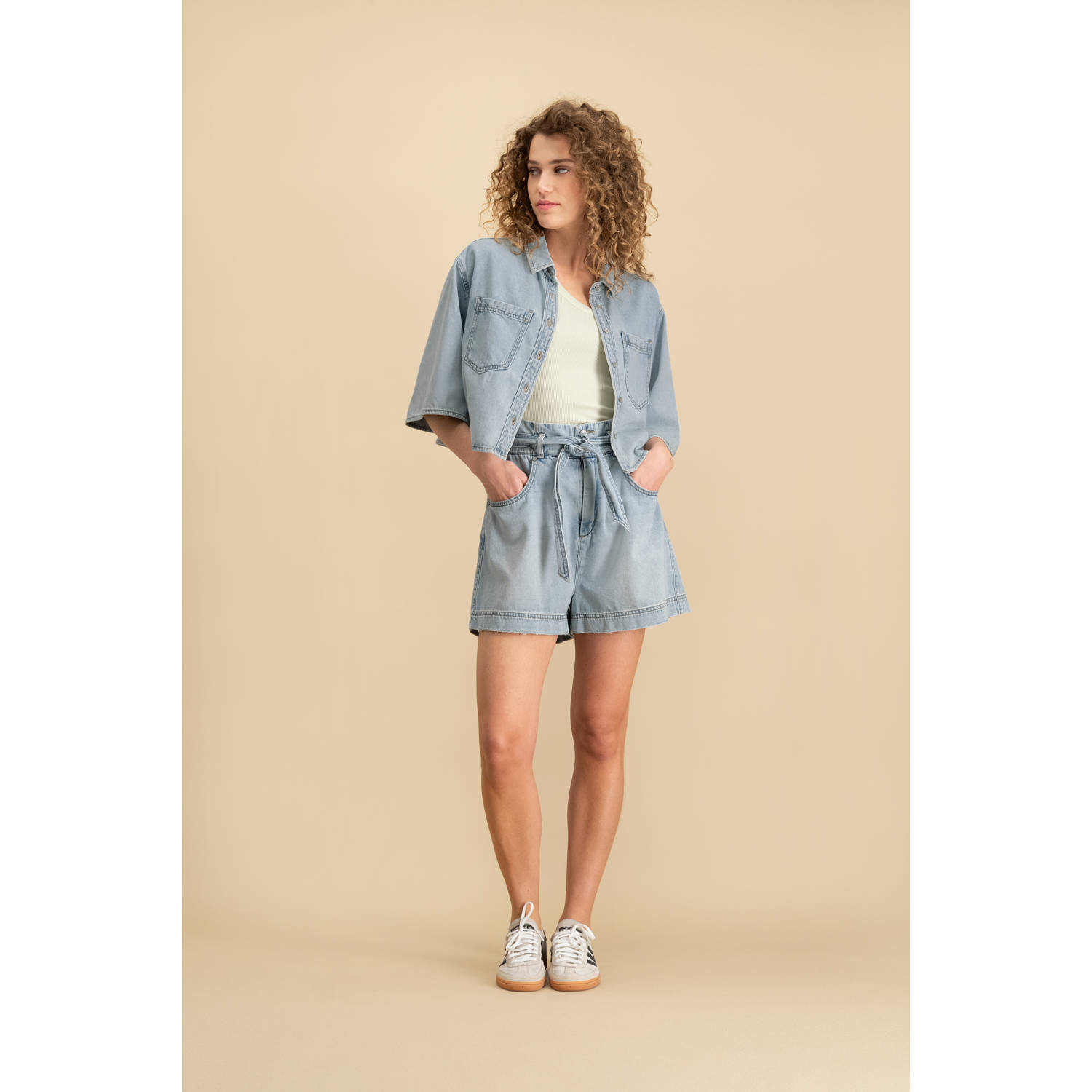 Circle of Trust regular high waist denim short light blue denim
