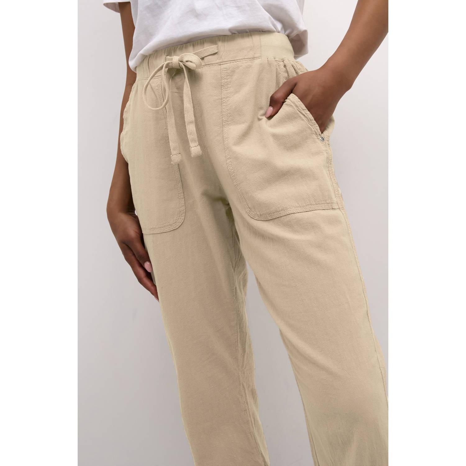 Kaffe slim regular waist broek zand