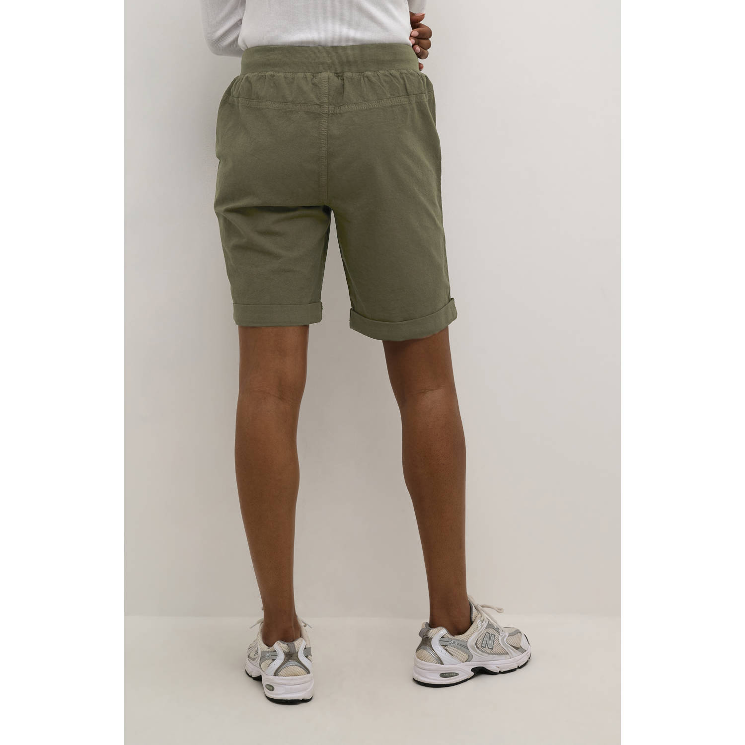Kaffe comfort fit high waist casual short kaki