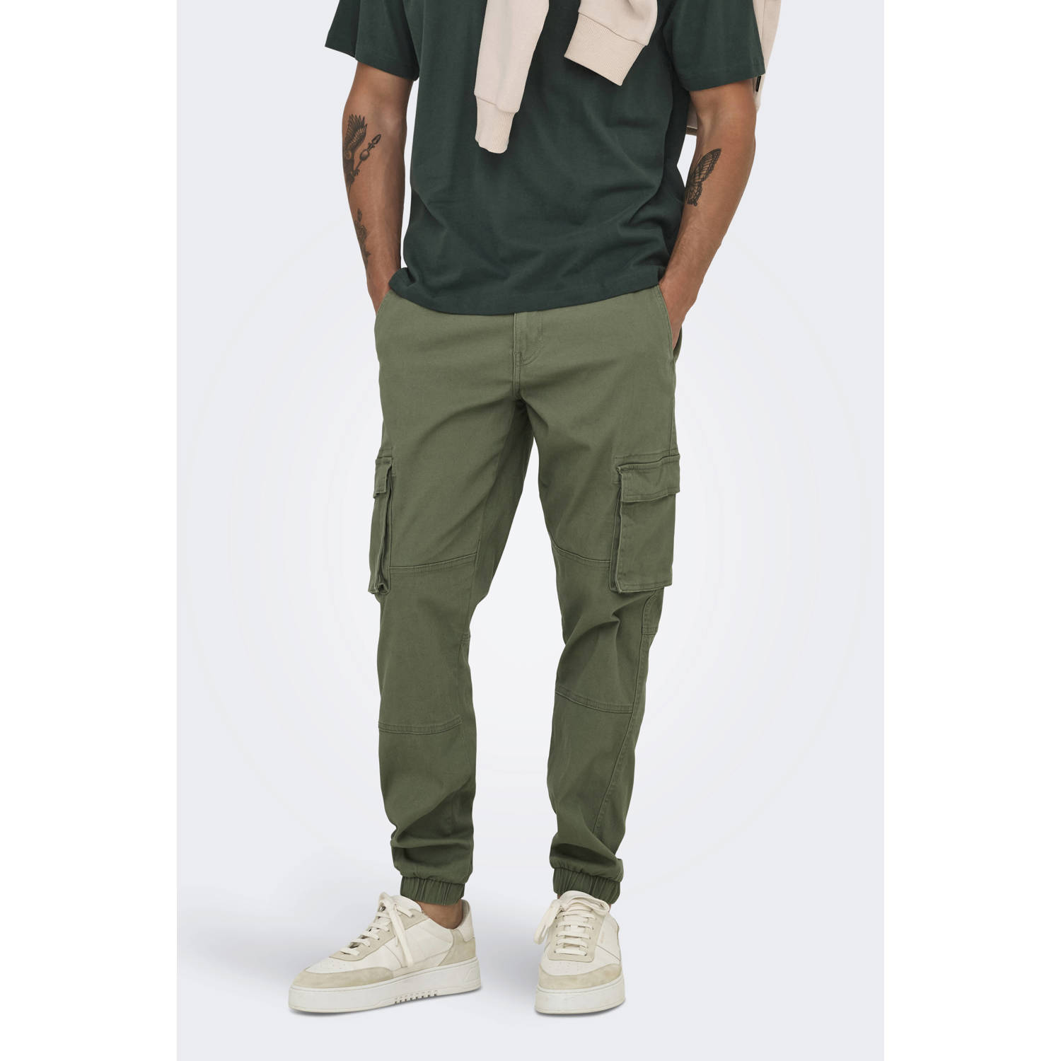ONLY & SONS tapered fit cargo broek ONSCAM donkergroen