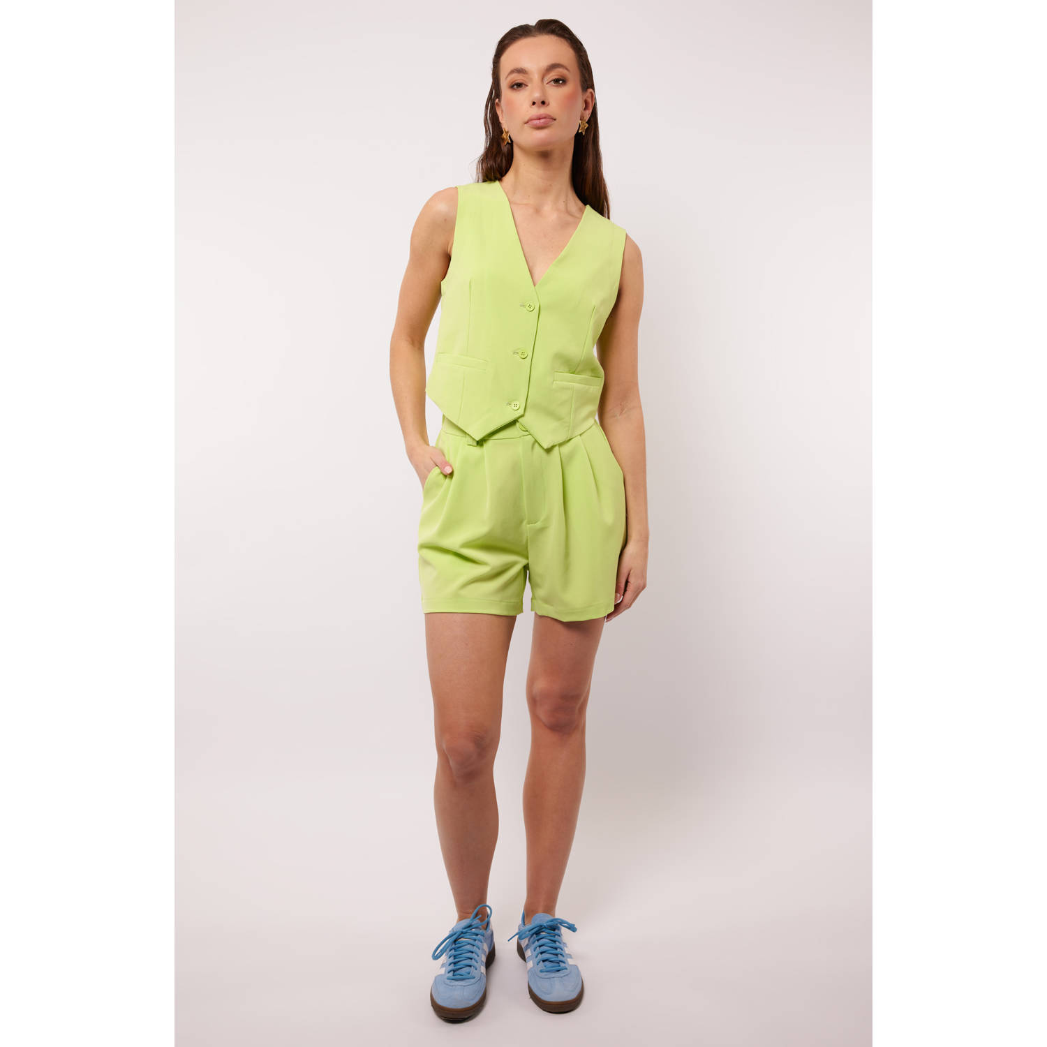 FLURESK straight regular waist chino short limegroen
