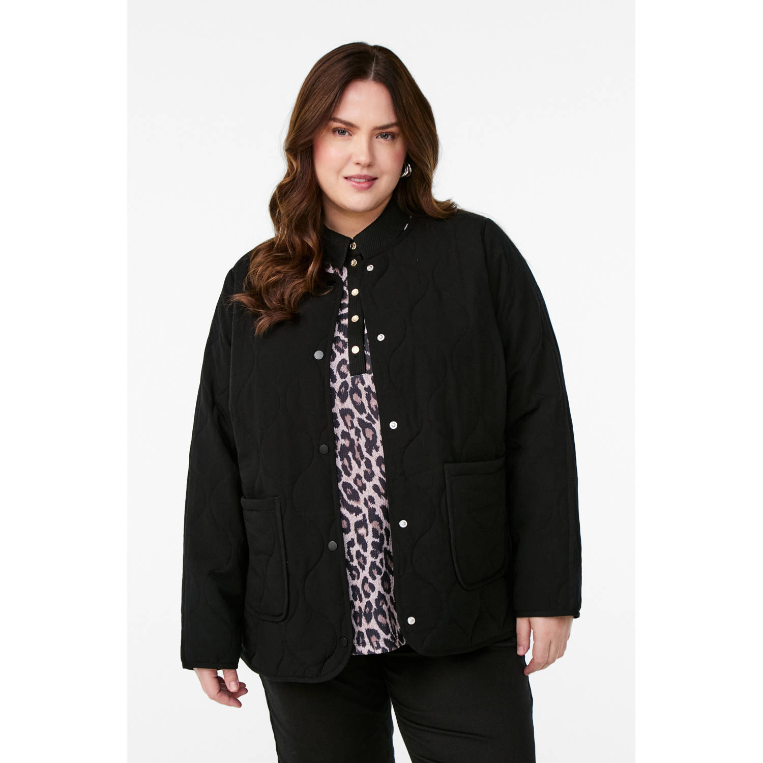 Zizzi jasje quilted zwart