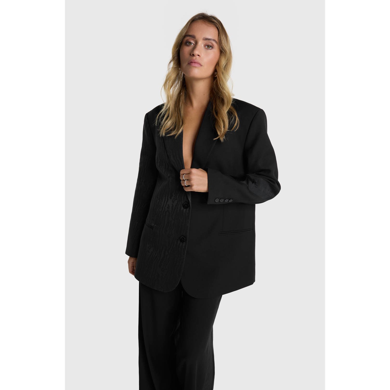 Alix the Label oversized blazer mixprint zwart