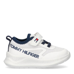   sneakers wit