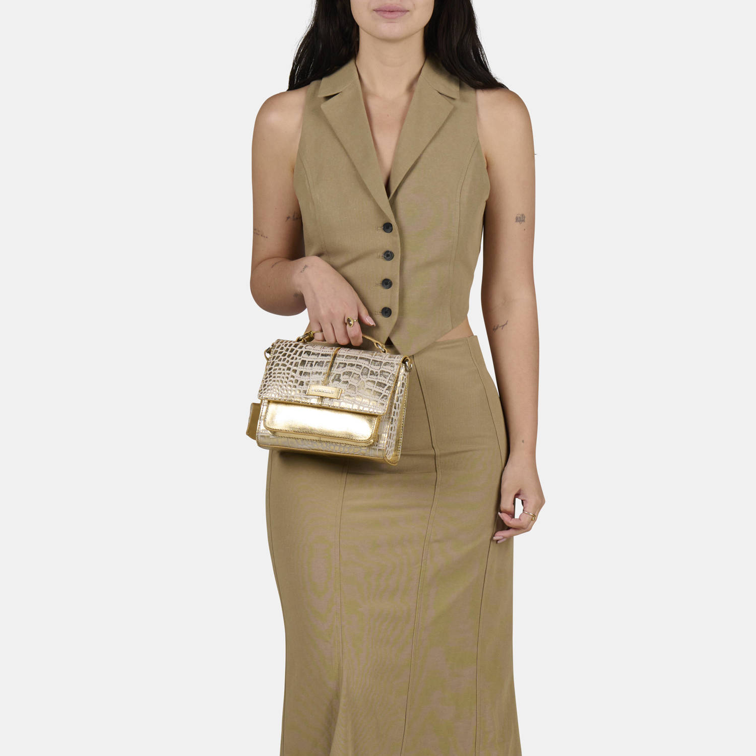 BURKELY leren crossbody tas Cool Colbie goudkleurig
