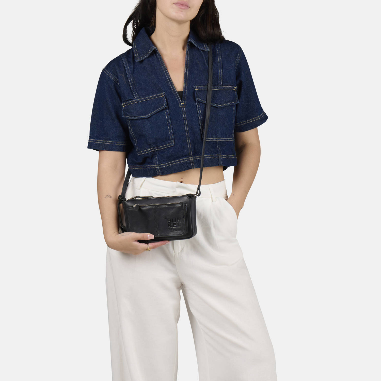 BURKELY leren crossbody tas Rogue Robyn zwart