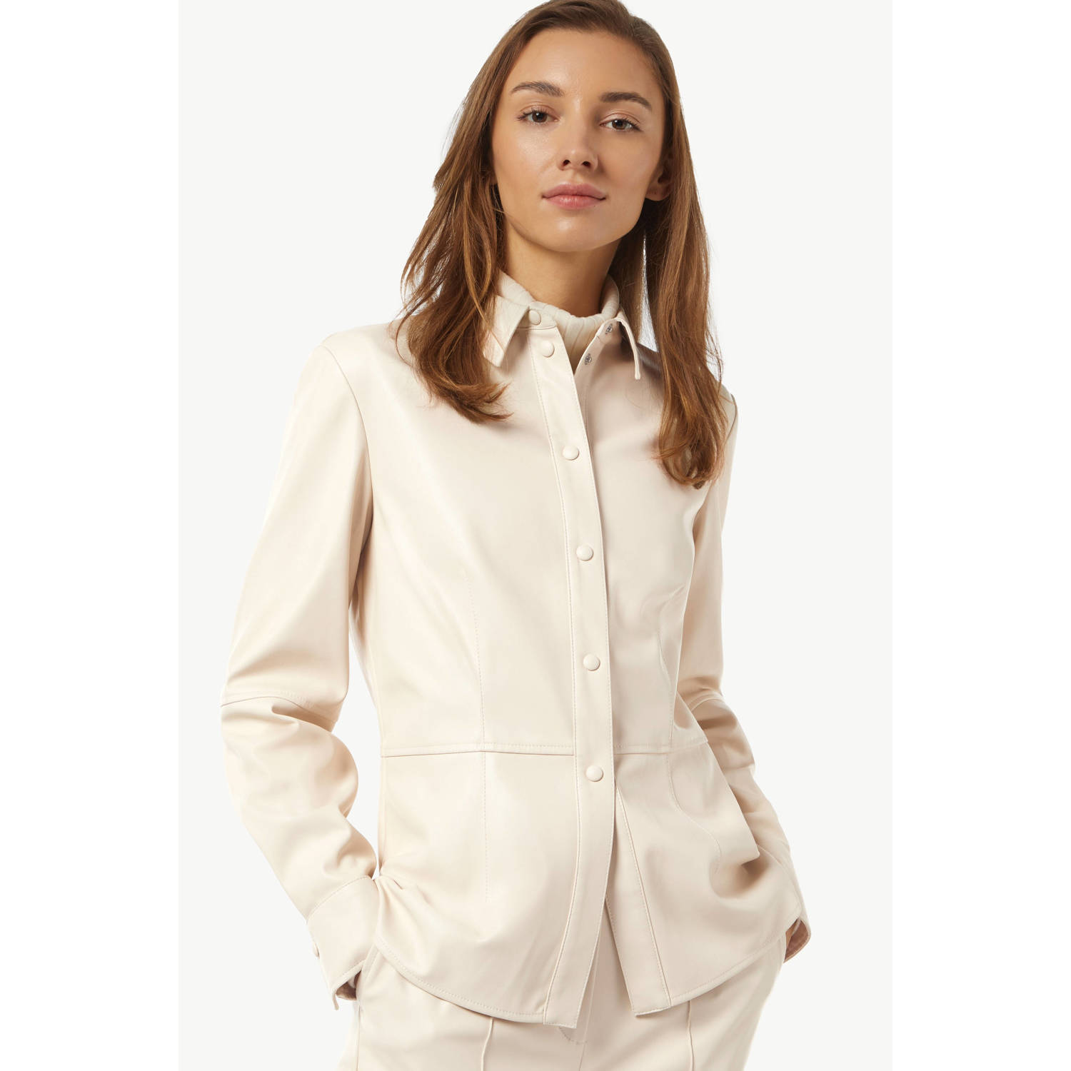 Comma casual identity blouse van imitatieleer ecru