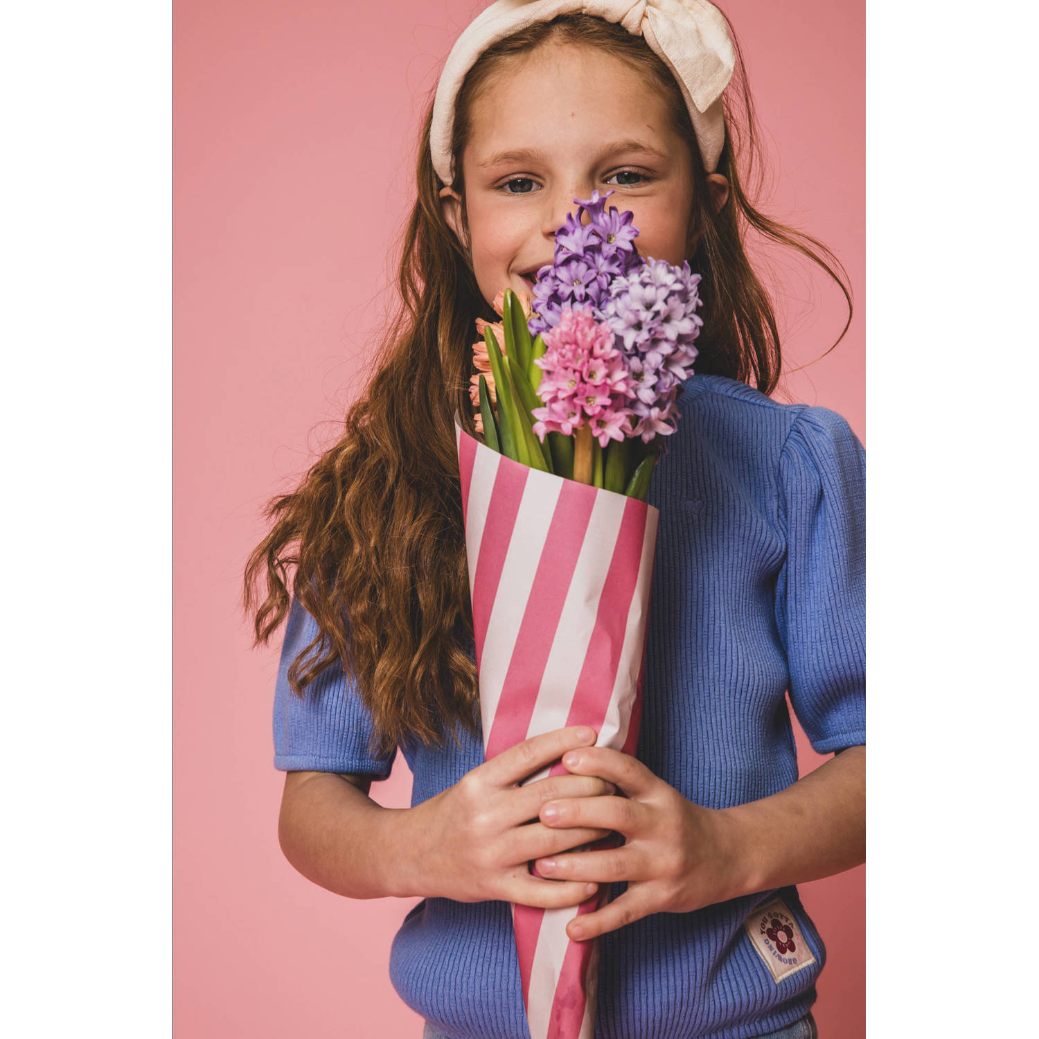 LOOXS little top met col blauw rib gebreid