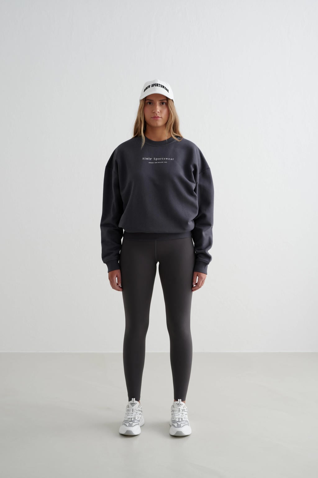 Aim'n sweater Serif donkergrijs