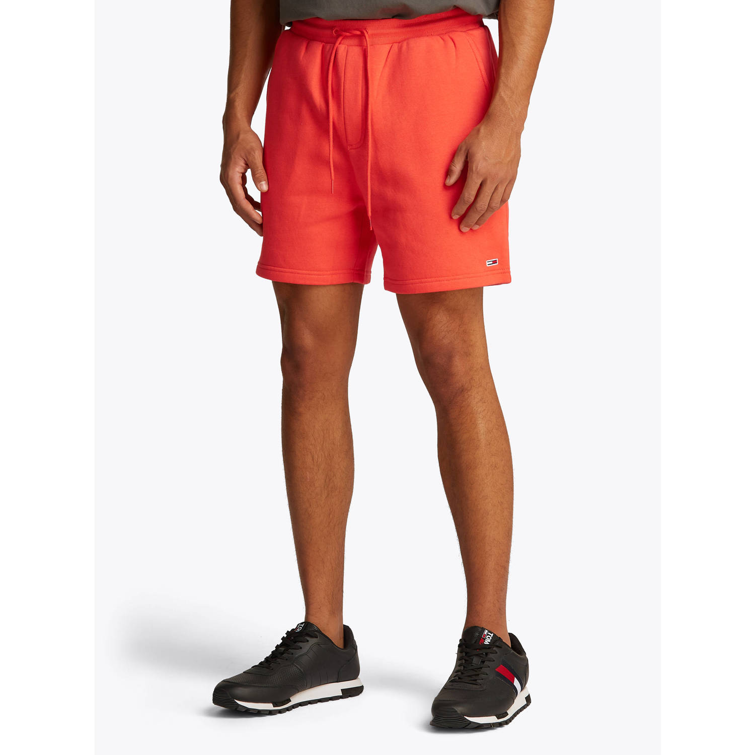 Tommy Jeans regular sweatshort koraalrood