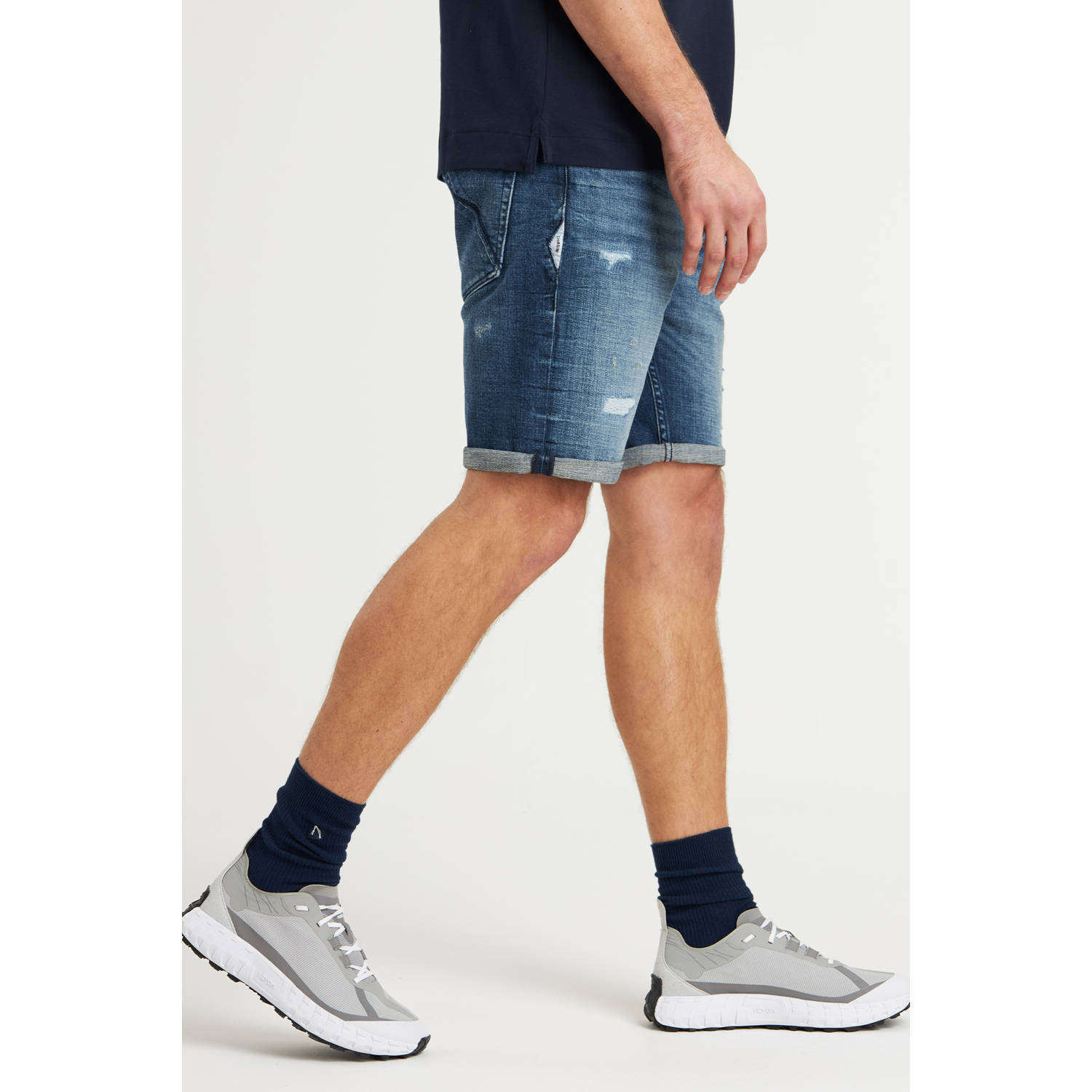 CHASIN' slim denim short dark blue denim