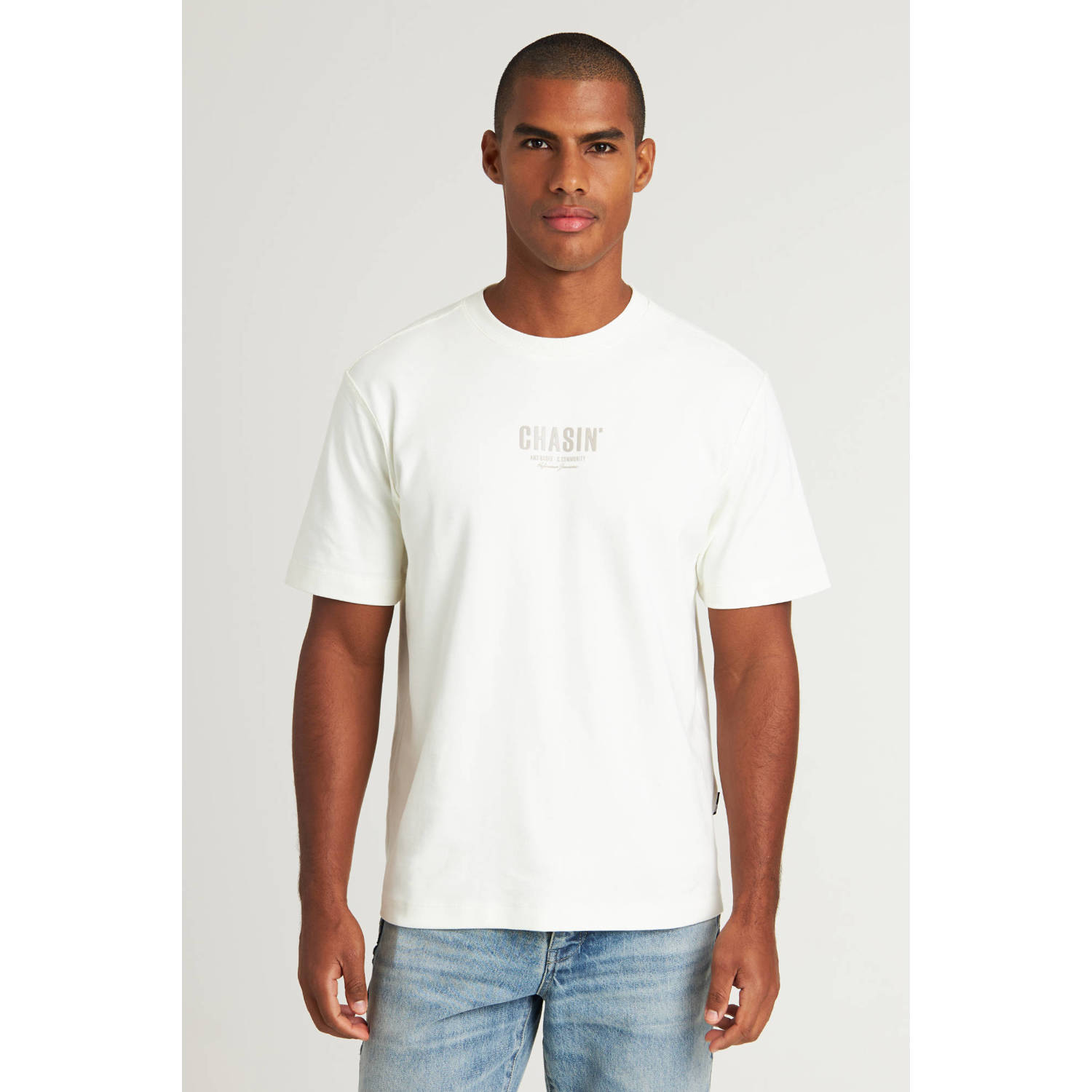 CHASIN' T-shirt ecru