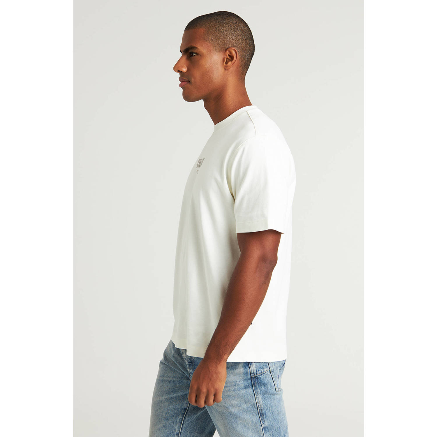 CHASIN' T-shirt ecru