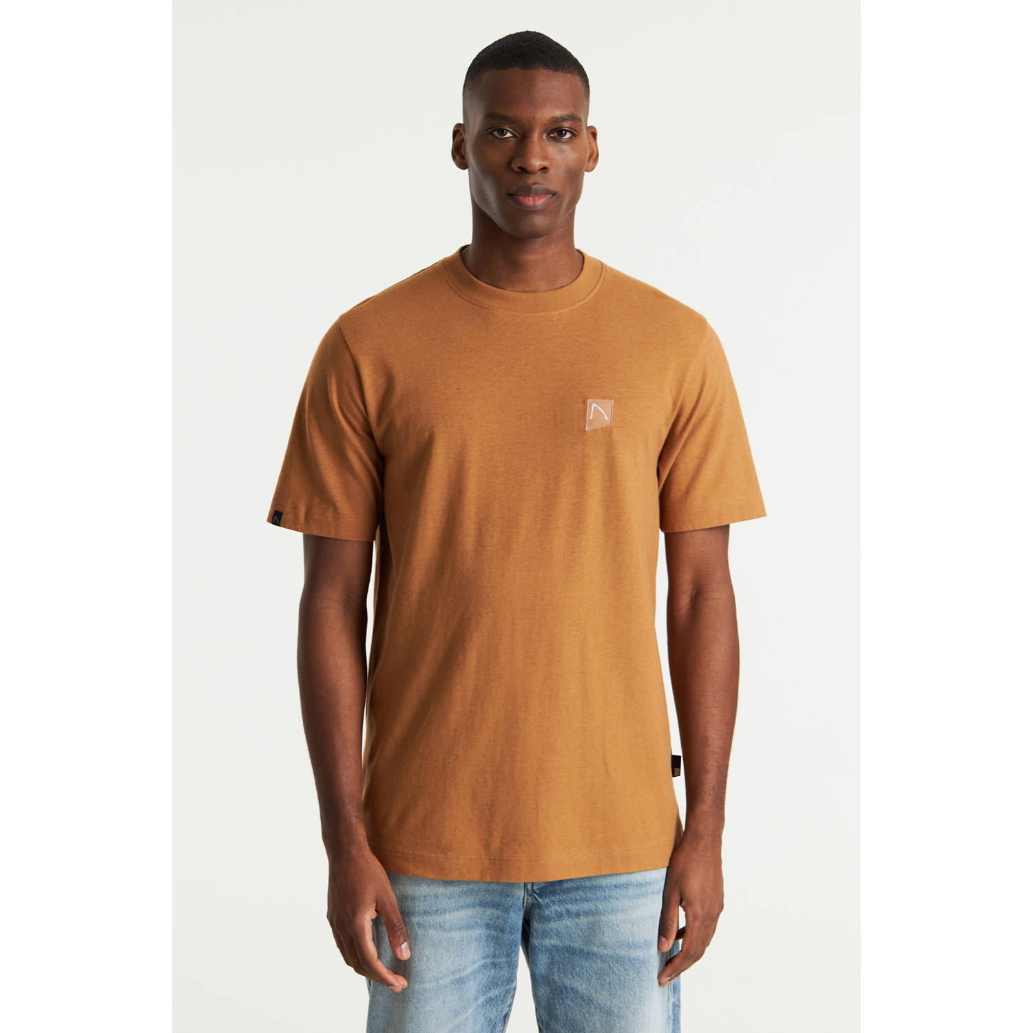 CHASIN' regular fit t-shirt ETHAN met linnen bruin