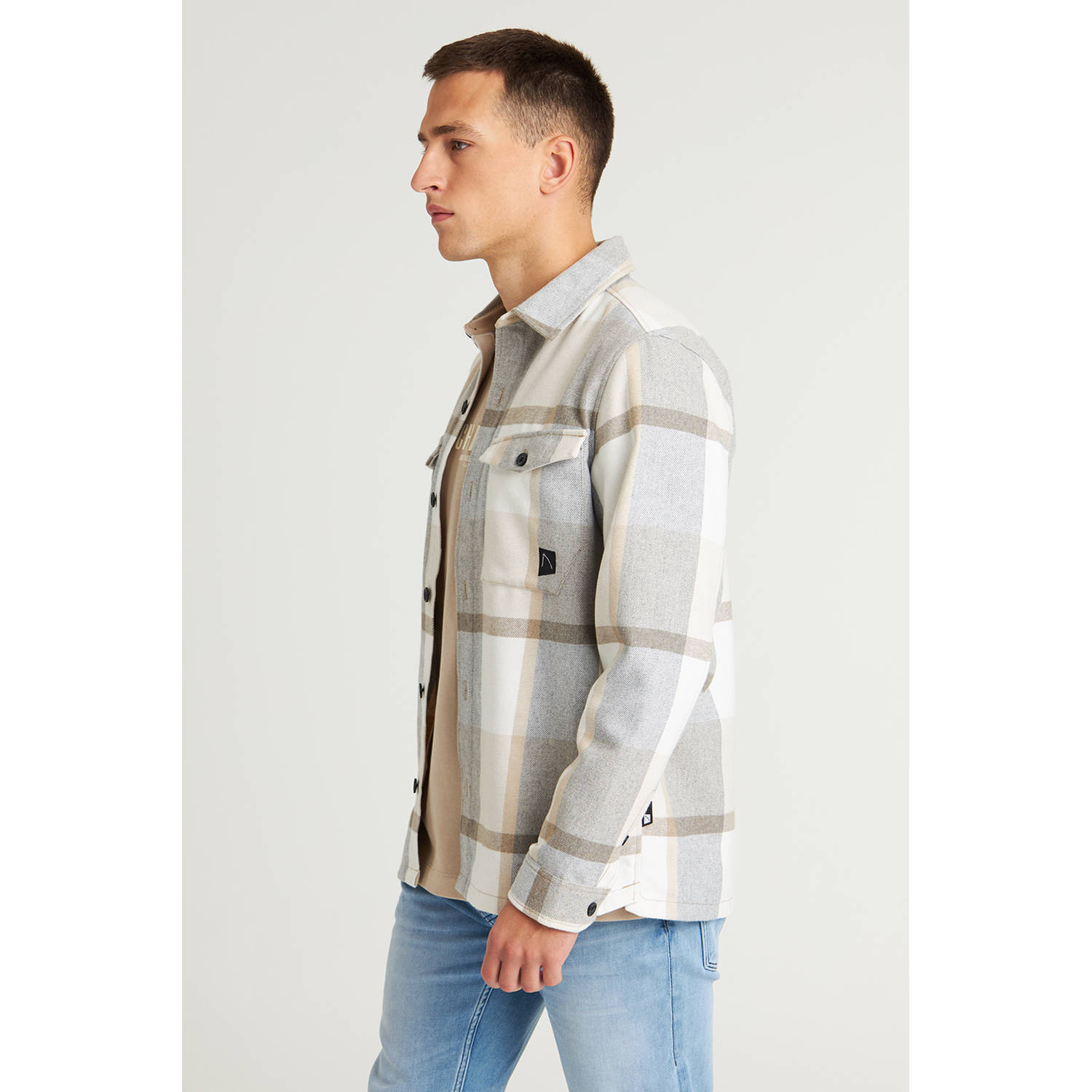 CHASIN' overshirt beige