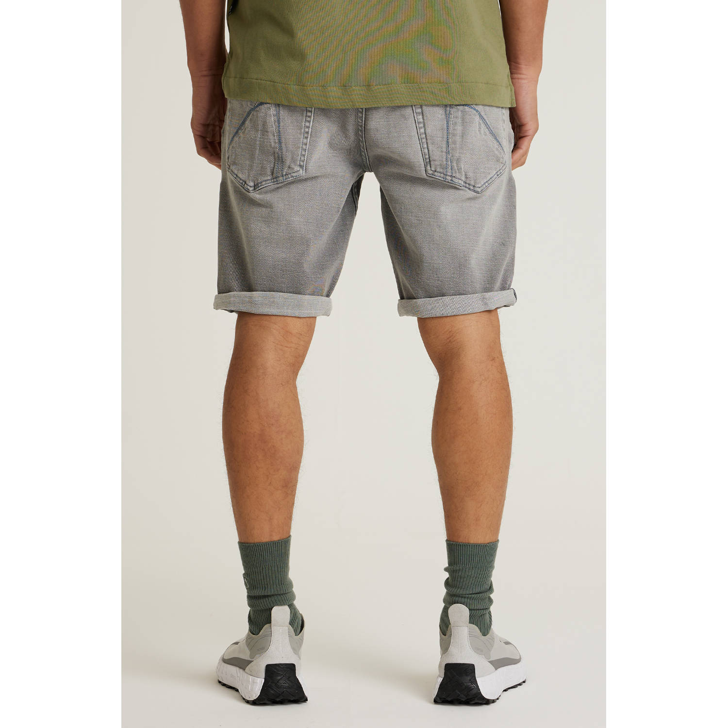 CHASIN' slim denim short grey denim