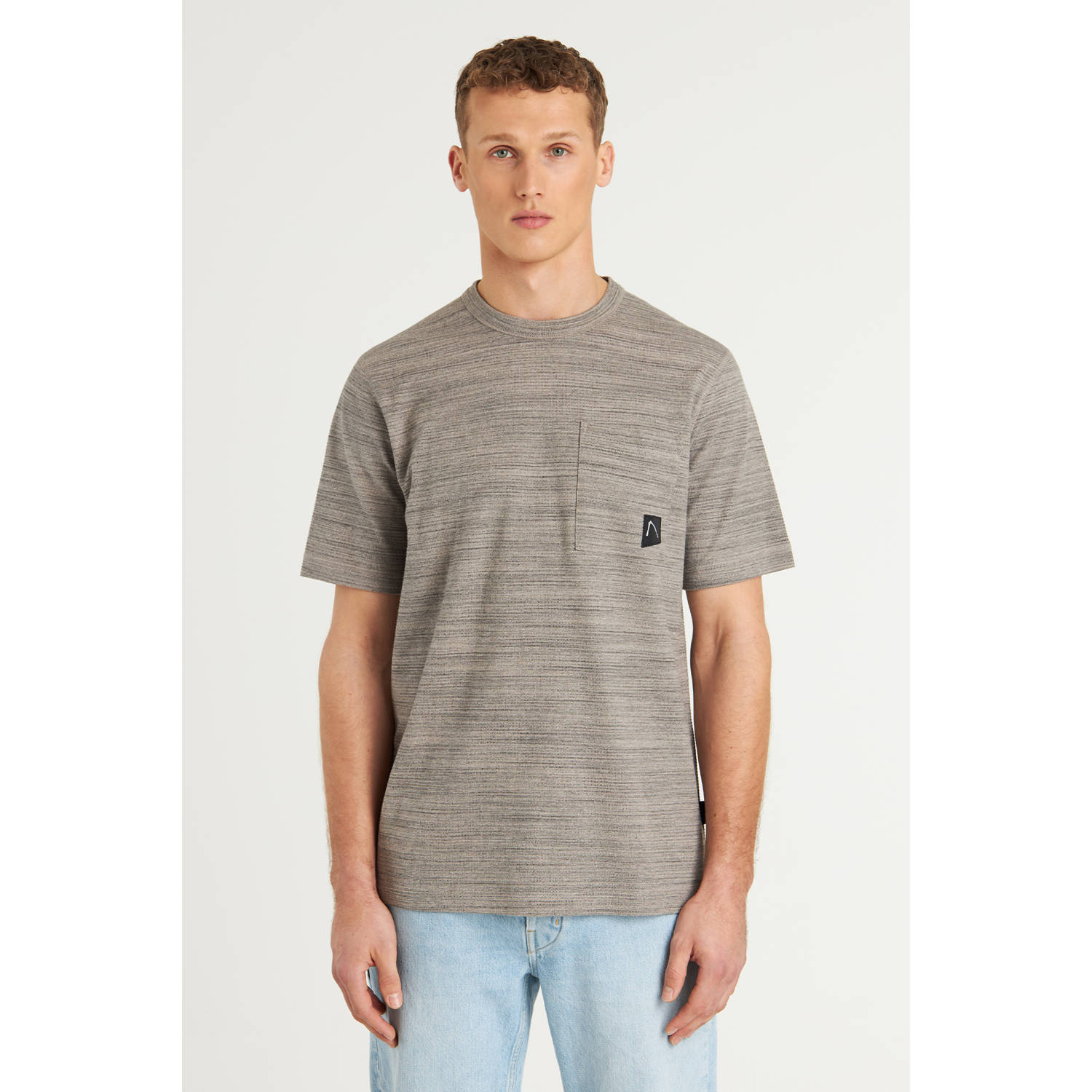CHASIN' T-shirt taupe