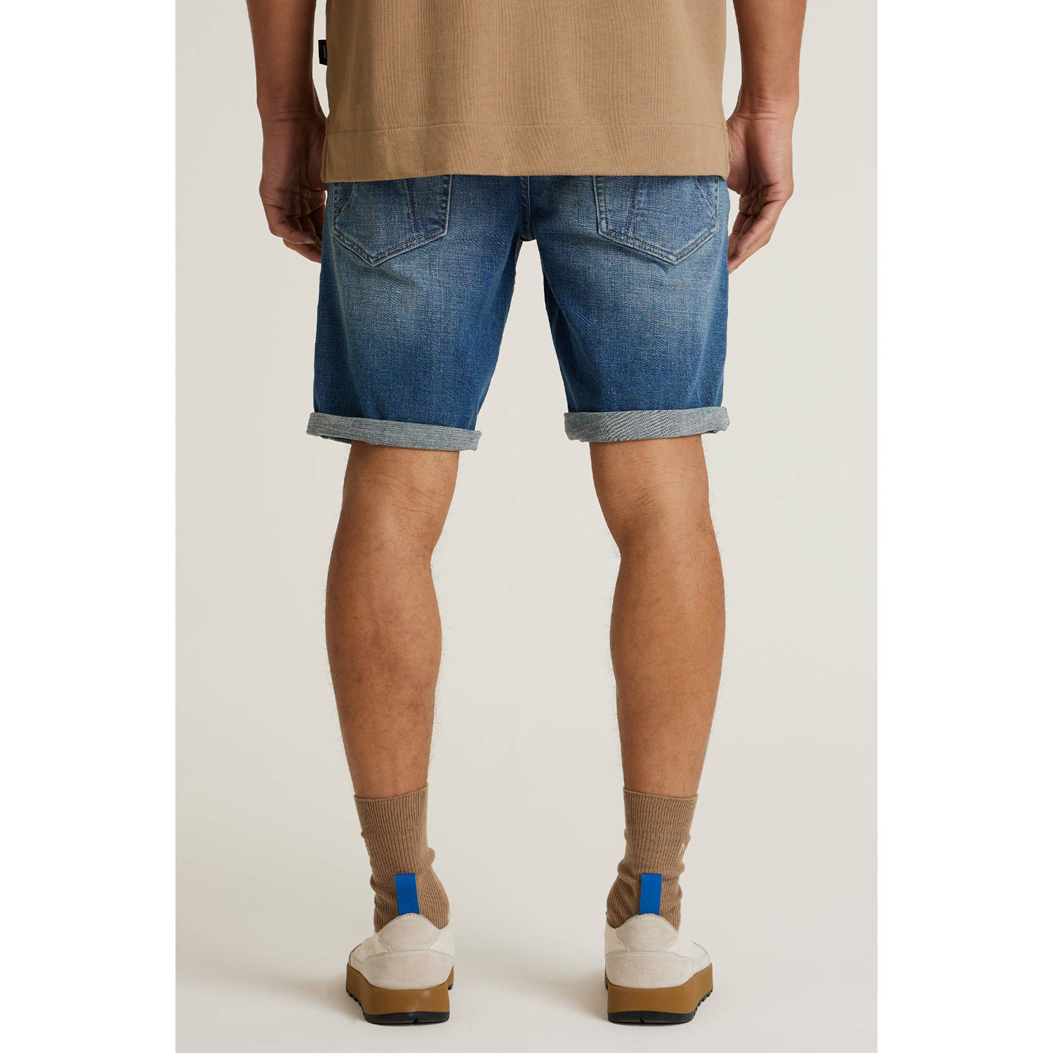 CHASIN' slim denim short blauw