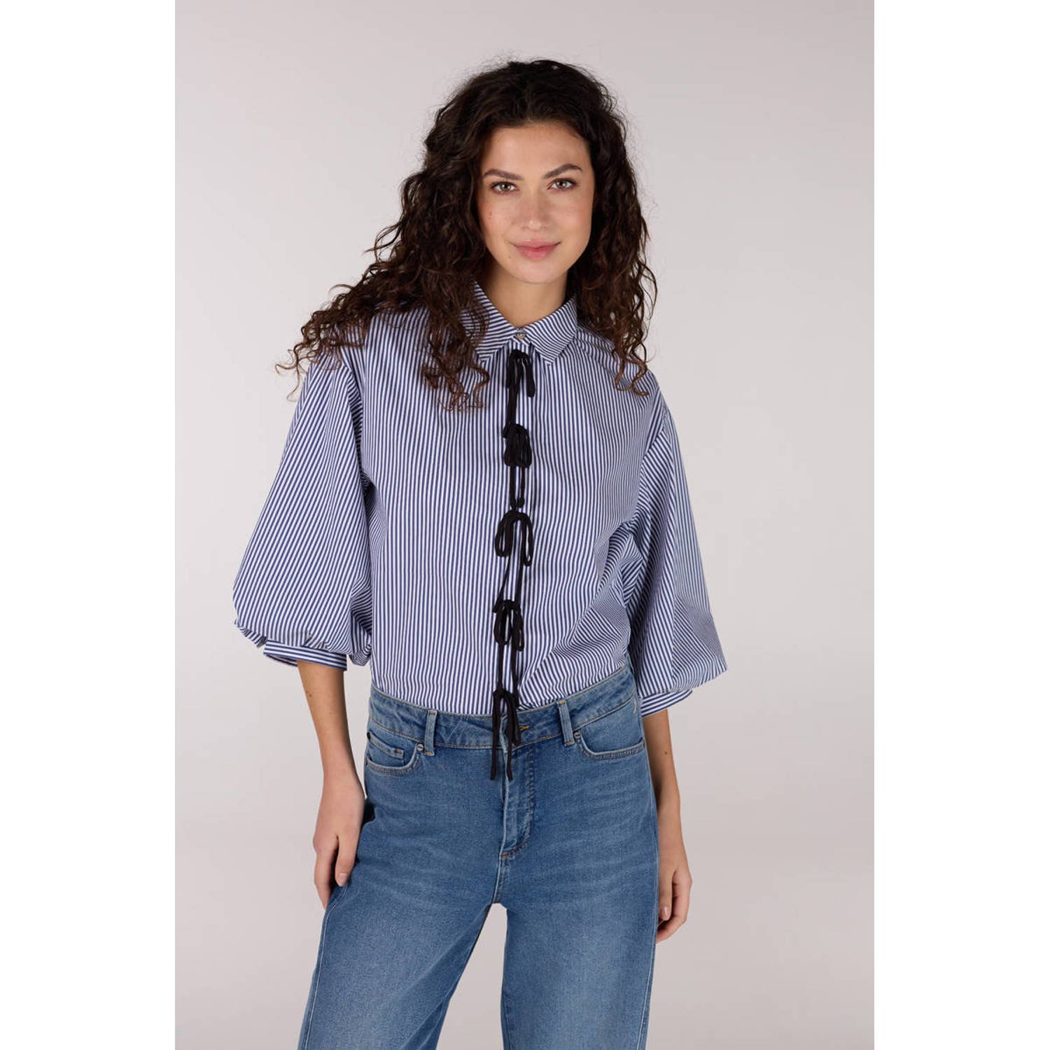JANSEN AMSTERDAM Dames Blouses Lois Blouse Csb 798 Bowstraps 3 4 Sleeve Wide Fit Blauw