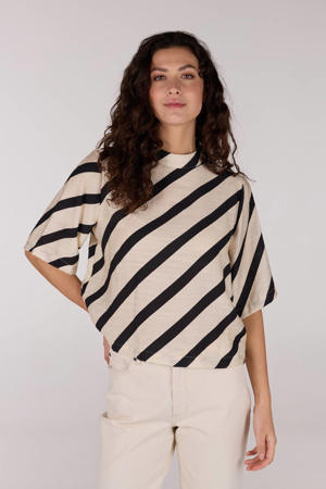 blouse beige