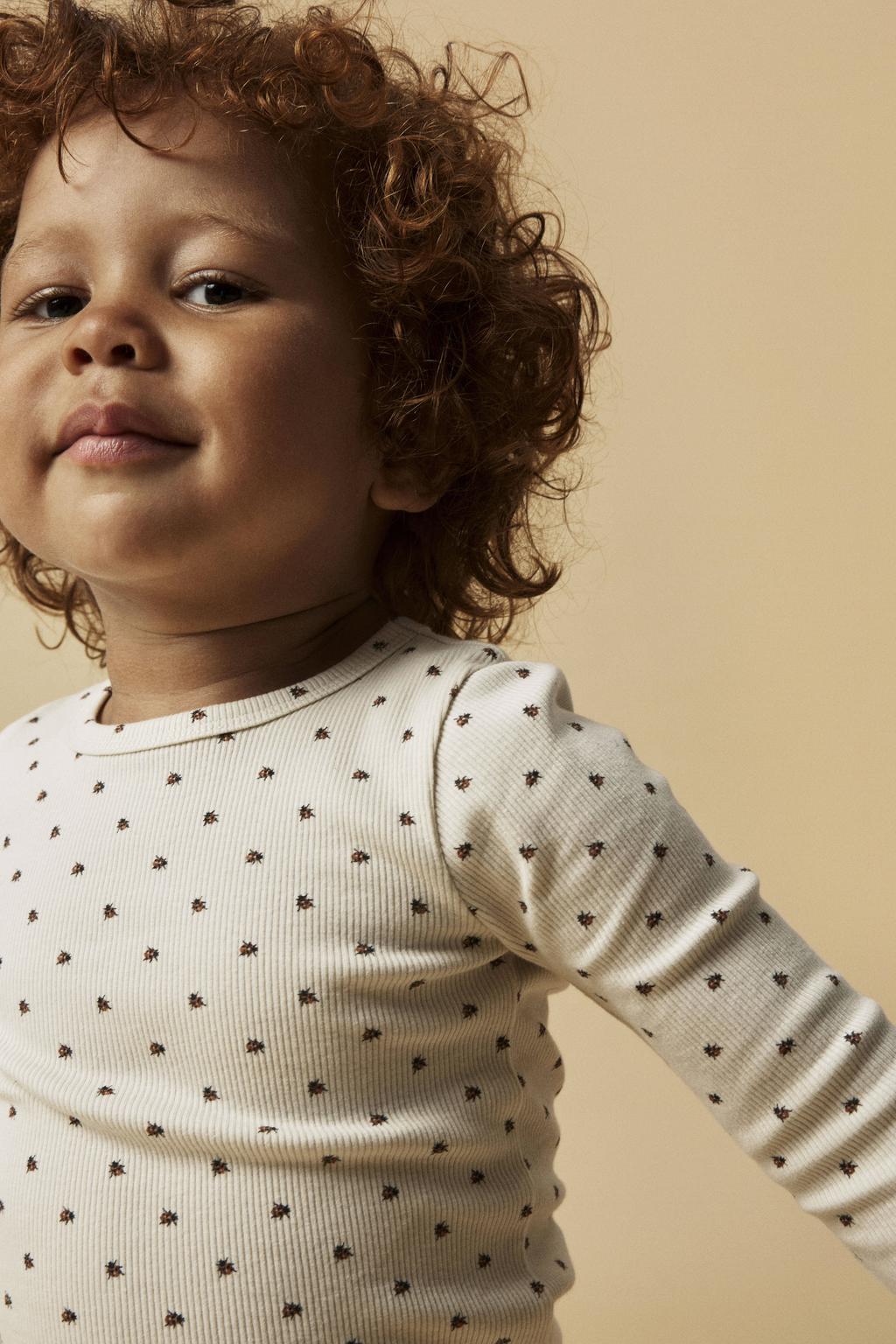 Ecru en rode meisjes LIL' ATELIER MINI longsleeve van katoen met lange mouwen en ronde hals