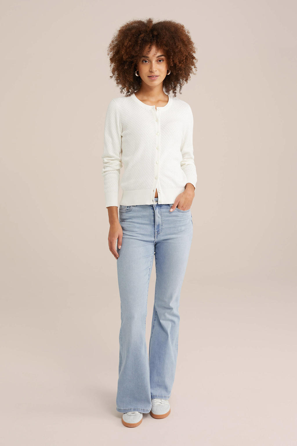 Witte dames WE Fashion gebreid vest van katoen met effen, lange mouwen, ronde hals en knoopsluiting