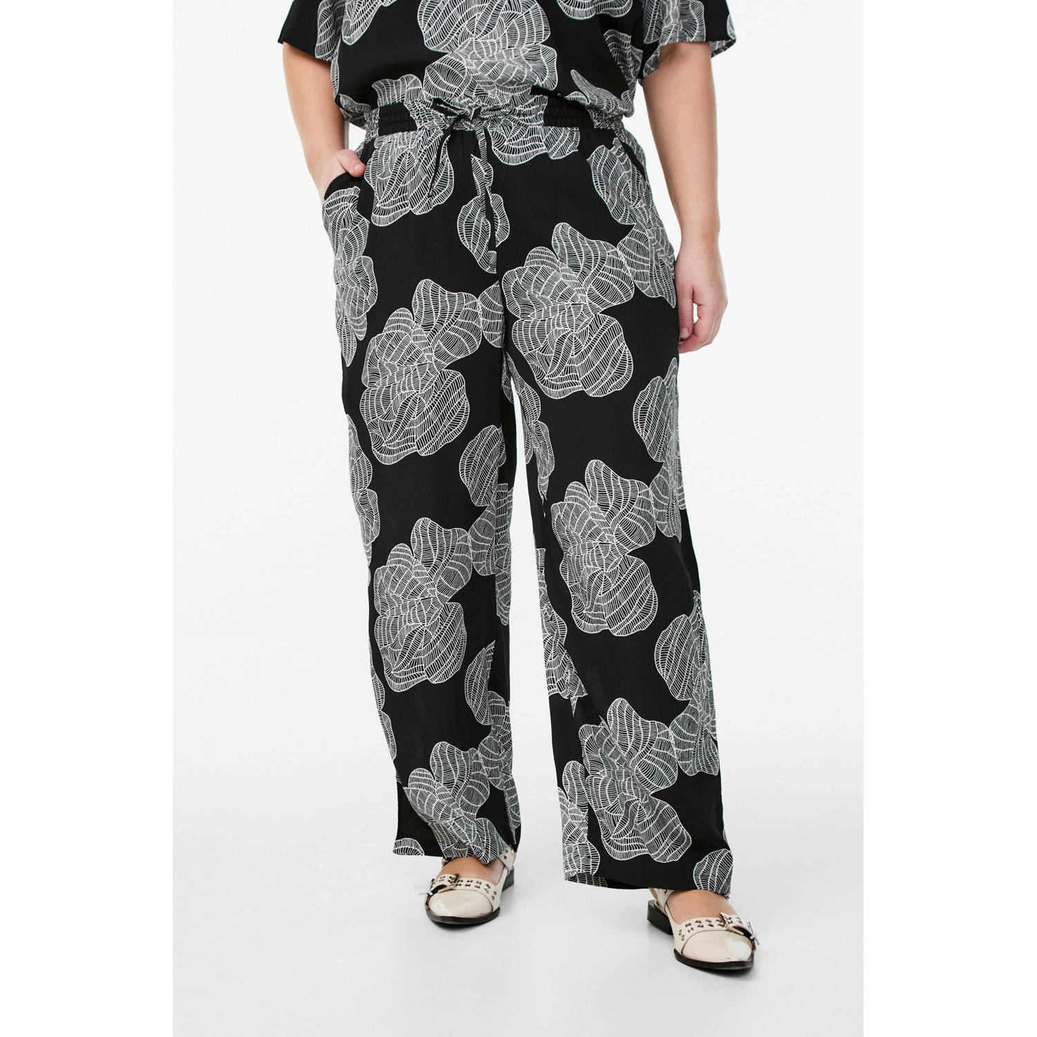 Zizzi wide leg regular waist broek zwart