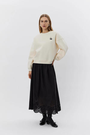 sweater ecru
