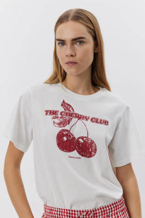 T-shirt wit