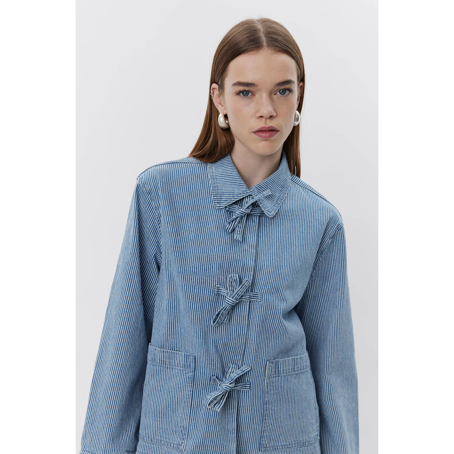Sofie Schnoor Blauw Gestreepte Denim Jack met Strik Details Blue Dames