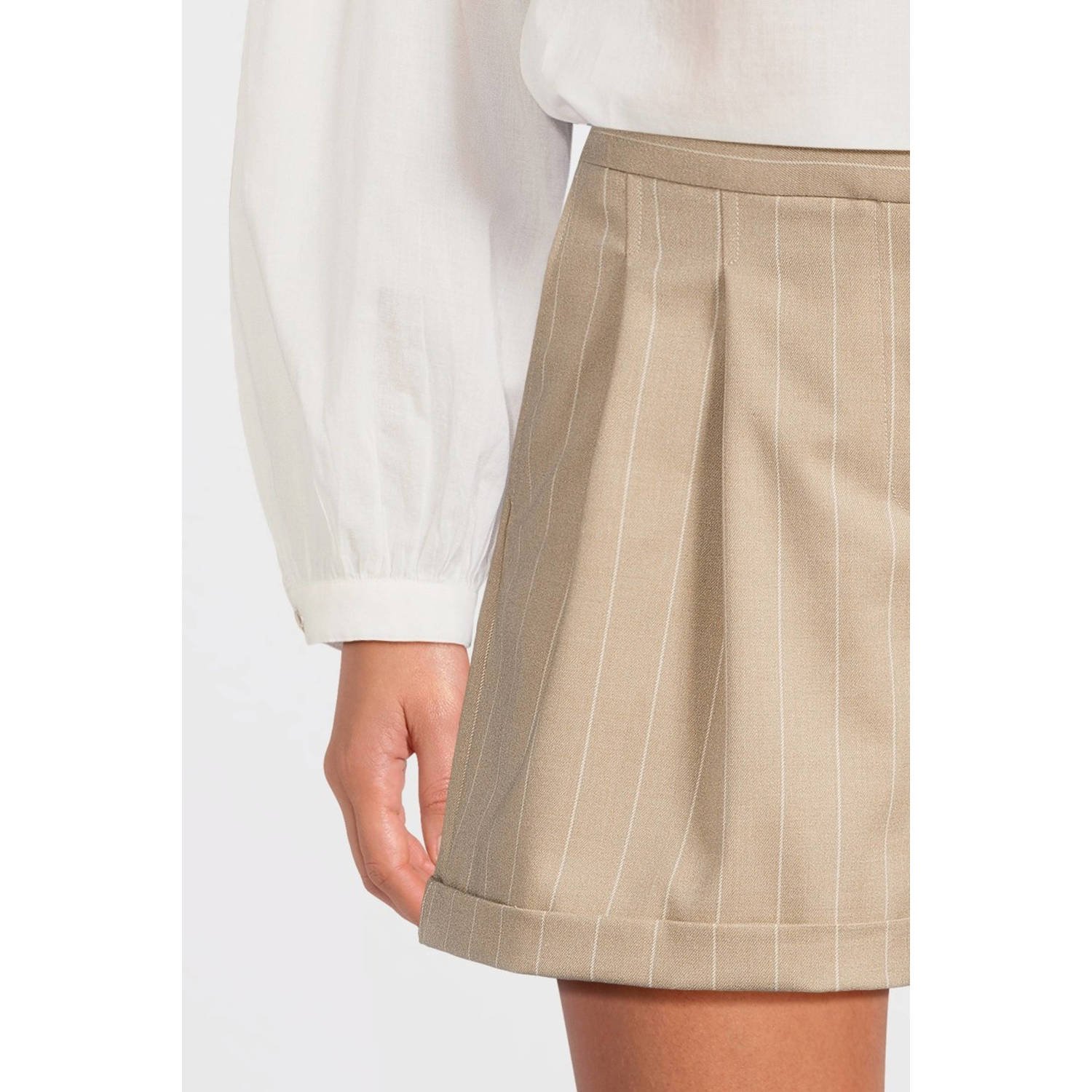 BOSS straight high waist casual short beige