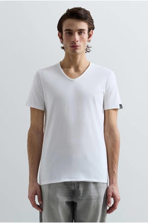 T-shirt wit
