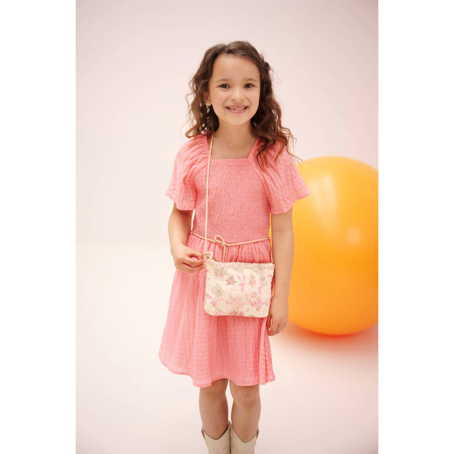 NONO crossbody tas met pailletten ivoor roze
