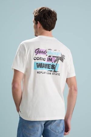 T-shirt wit