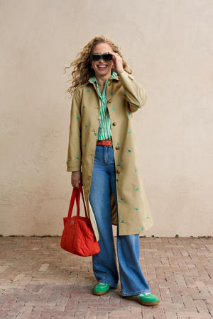 trenchcoat beige