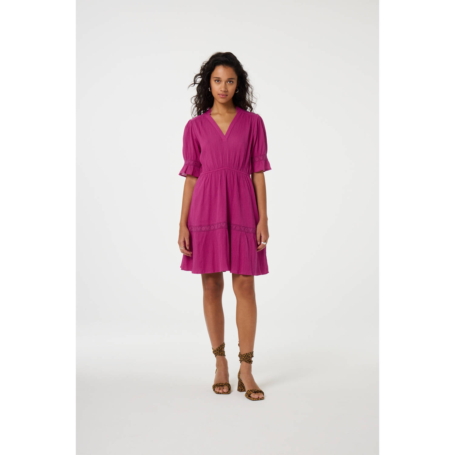 Fabienne Chapot zomerjurk broderie roze