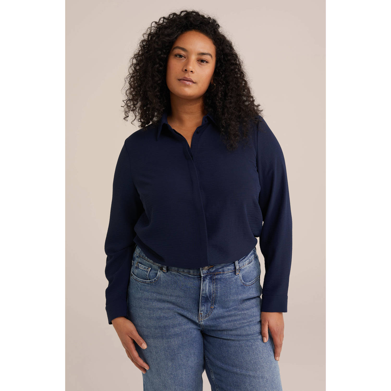 WE Fashion Curve blouse donkerblauw