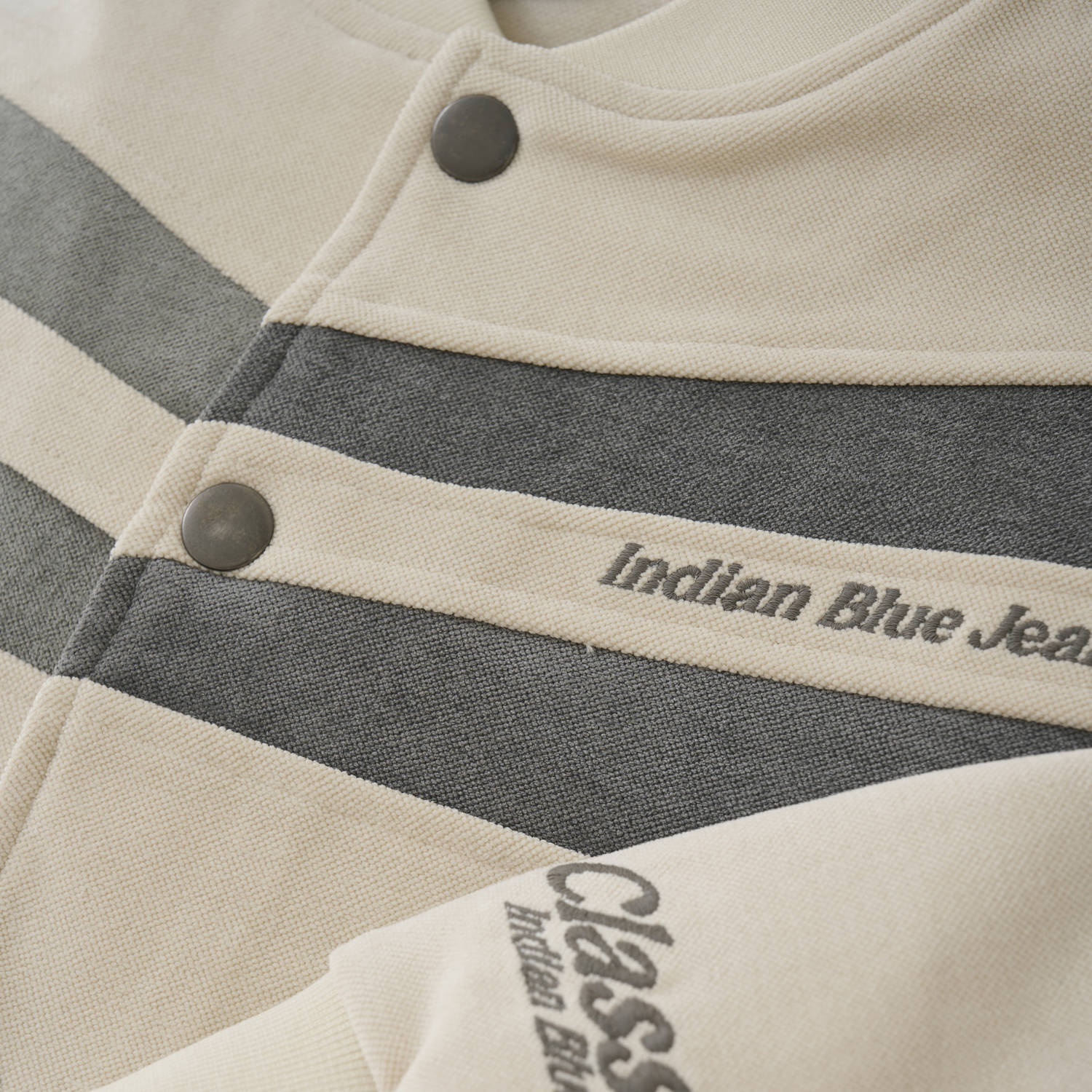 Indian Blue Jeans bomberjack ecru