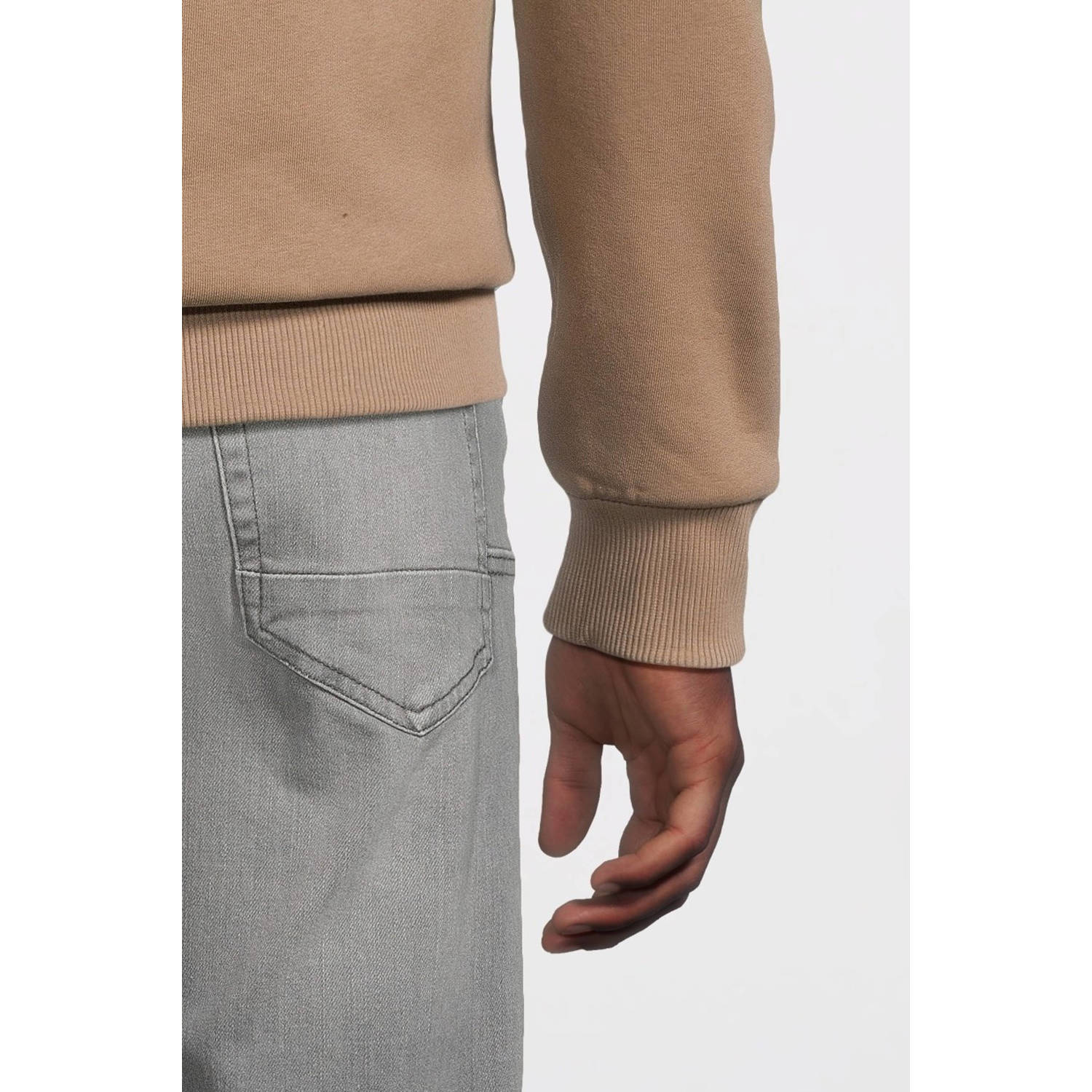 Cars sweater lichtbruin