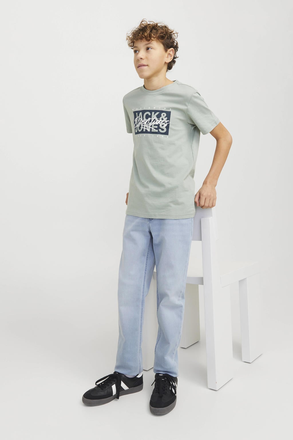 Light blue denim jongens JACK & JONES JUNIOR regular waist slim fit jeans met effen
