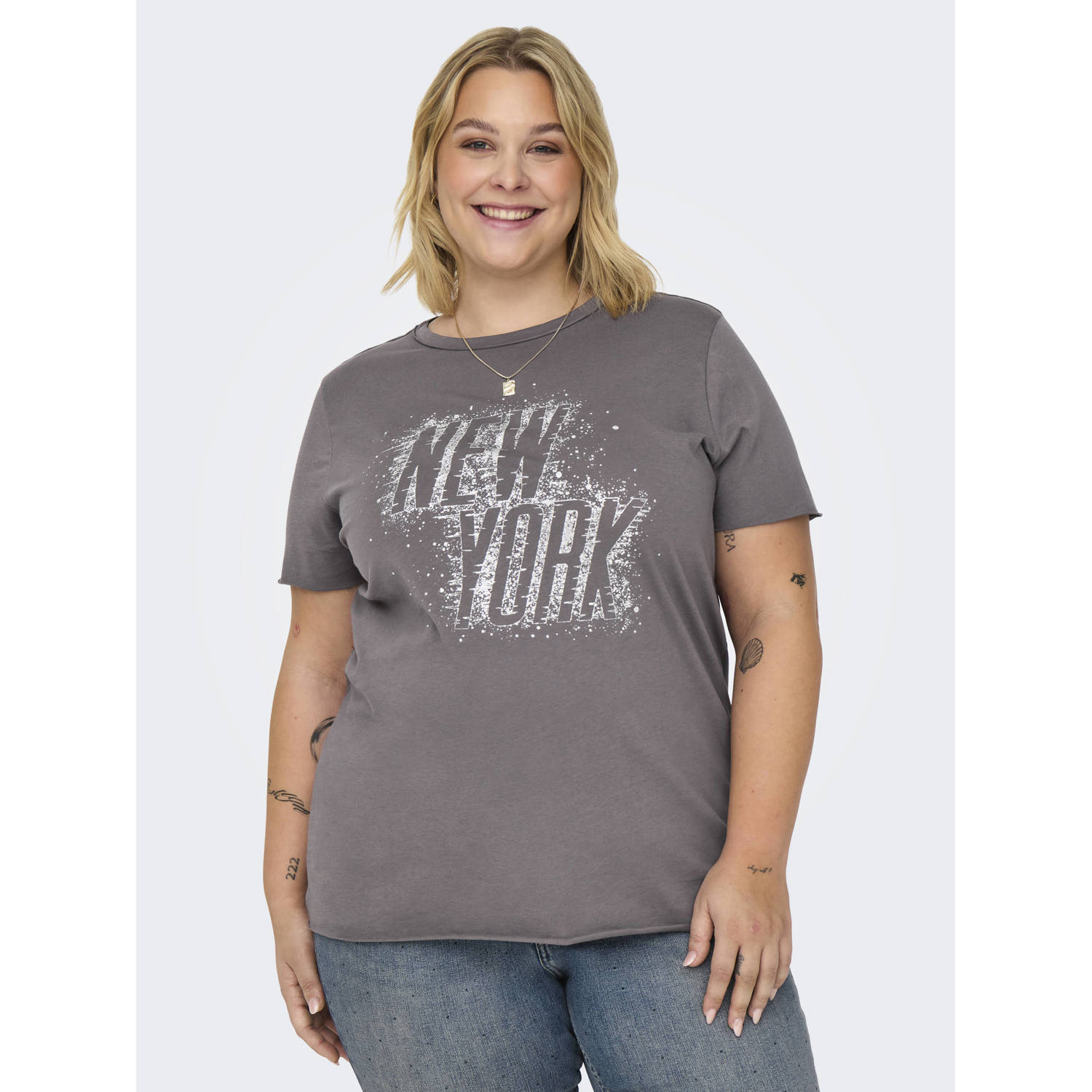 ONLY CARMAKOMA T-shirt grijsbruin