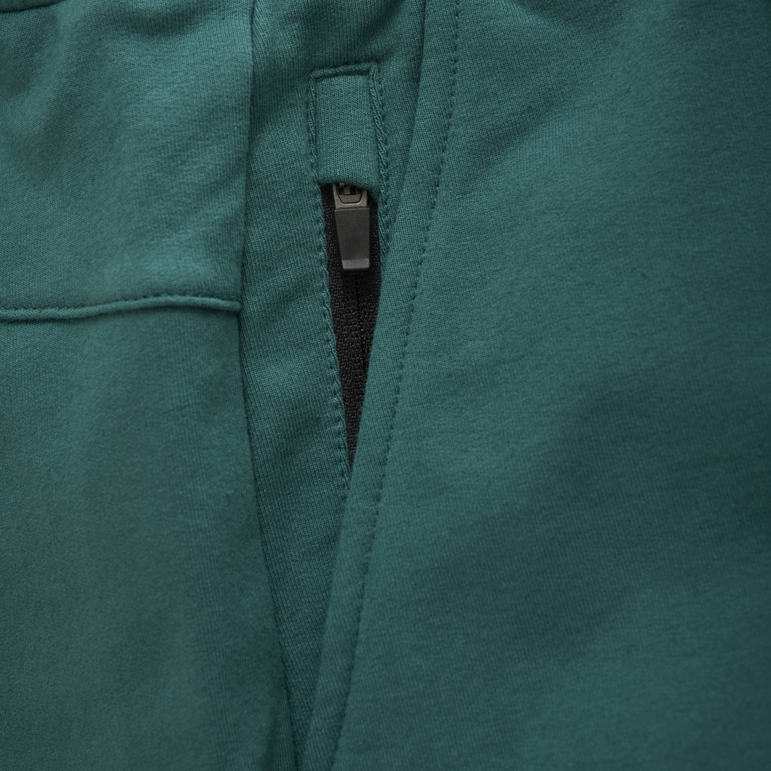 Rellix loose sweatshort donkergroen