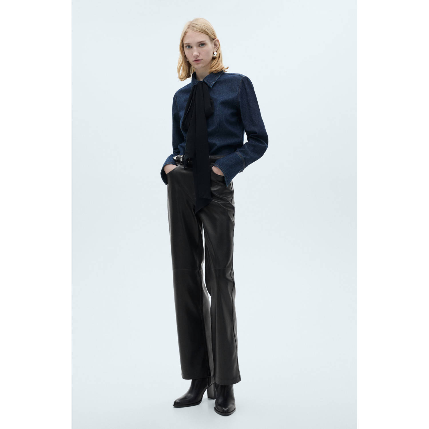 Mango wide leg regular waist broek zwart