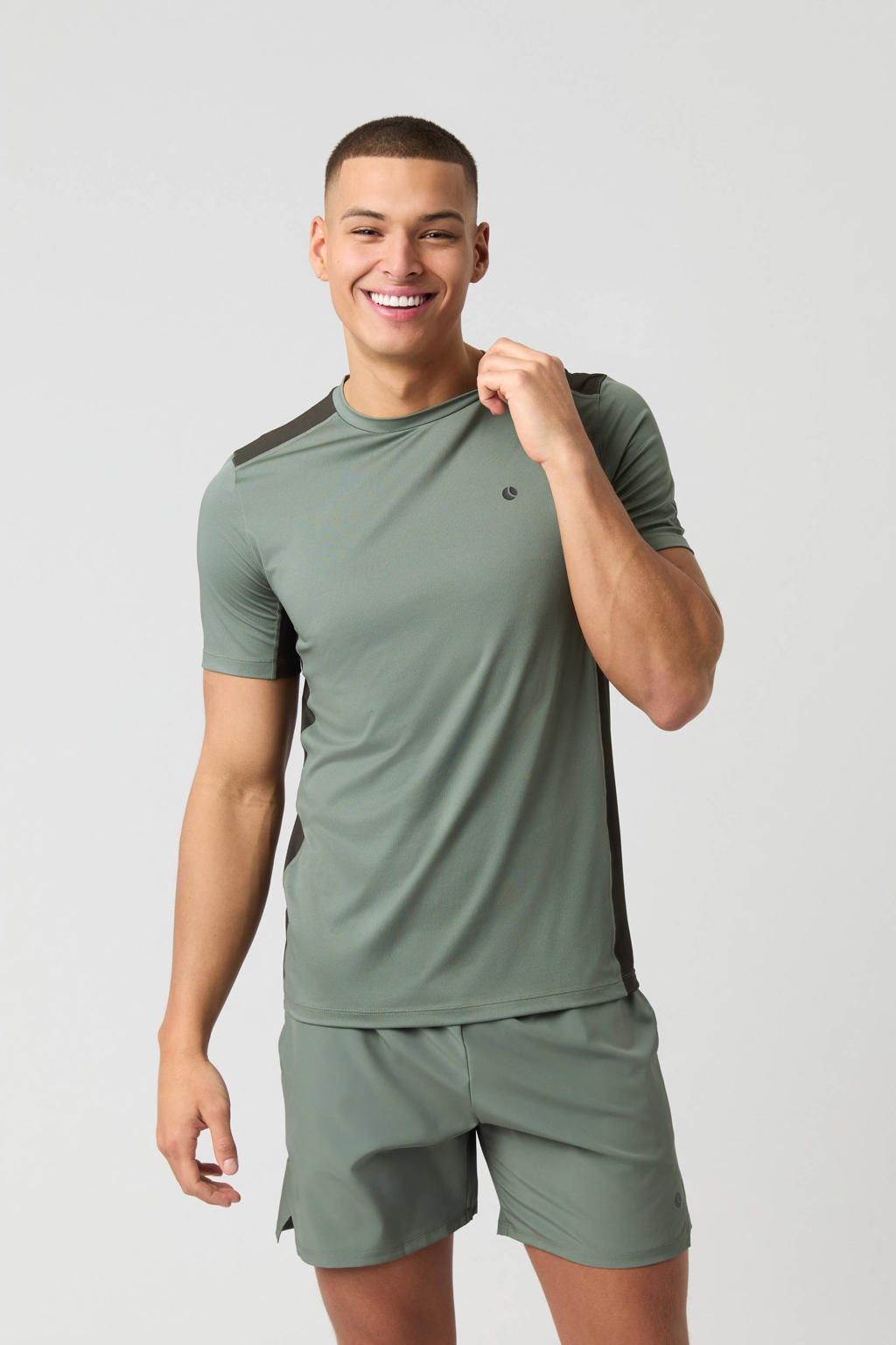 Lichtgroene heren Björn Borg sportshirt Ace Mesh Panel van polyester met logo dessin, korte mouwen en ronde hals