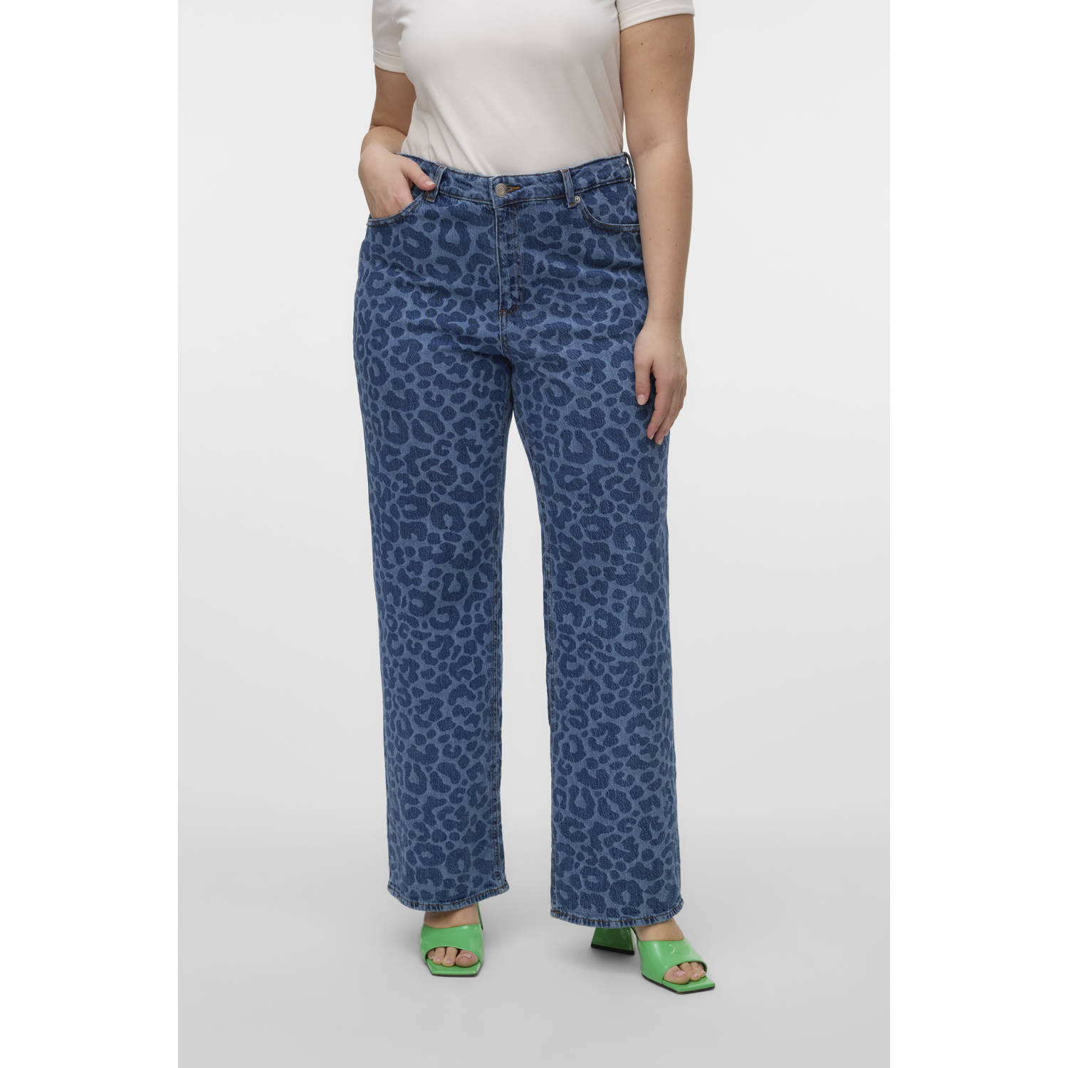VERO MODA CURVE high waist wide leg jeans medium blue denim