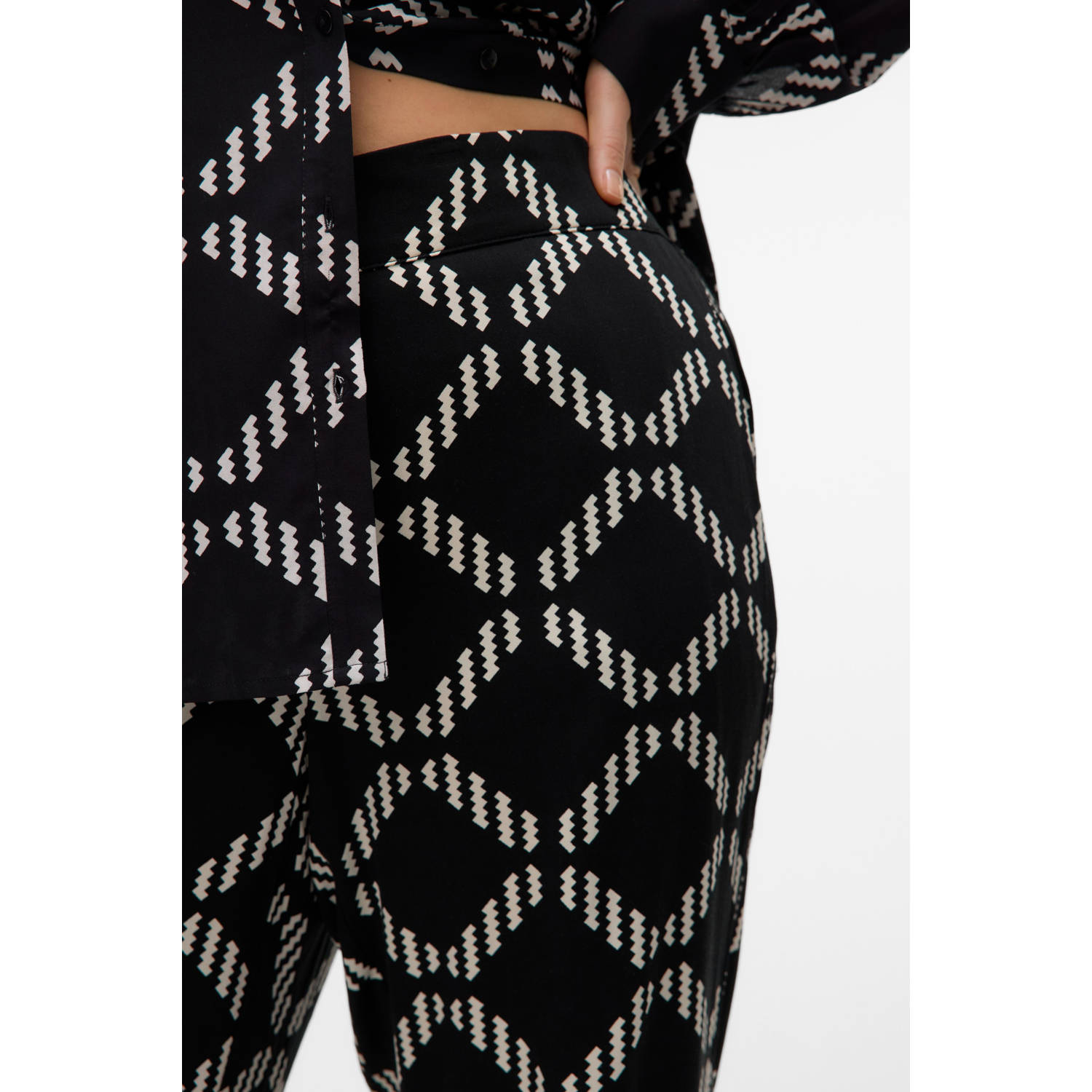 VERO MODA CURVE wide leg regular waist broek zwart