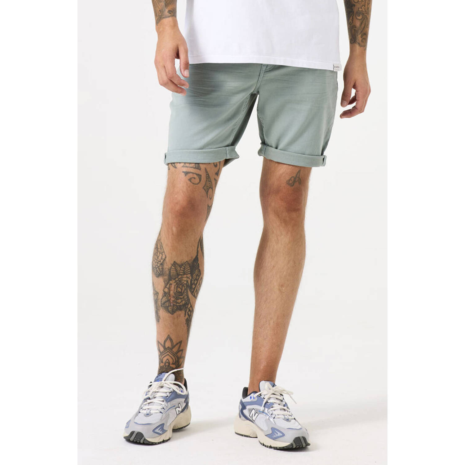 Garcia slim denim short light sage