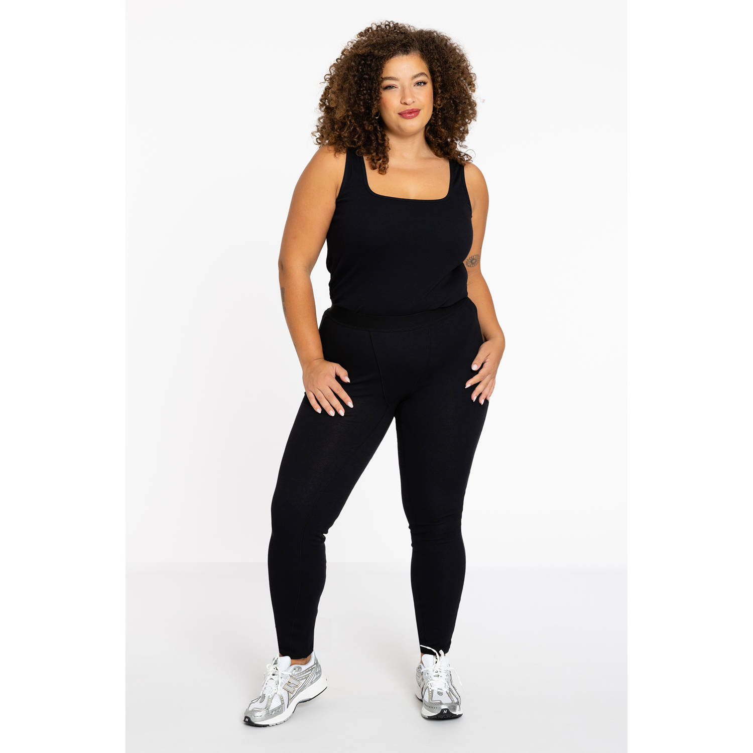 YOEK Lounge aansluitend high waist legging zwart rib gebreid