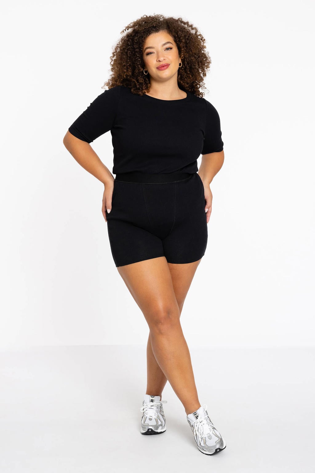 YOEK Lounge relaxed regular waist biker short zwart