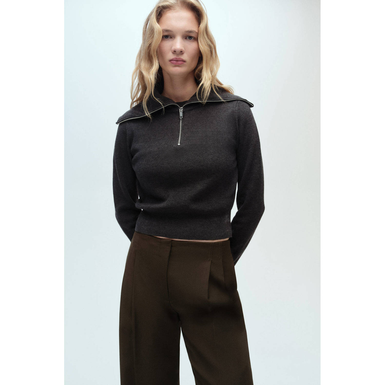 Mango wide leg regular waist broek donkerbruin